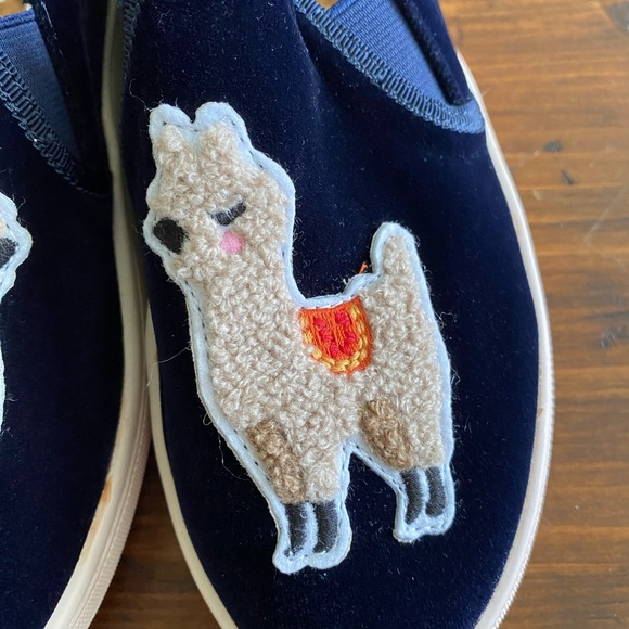 Soludos Womens Navy Blue Velvet Llama Embroidered Slip On Sneakers Size 6 - Picture 3 of 13